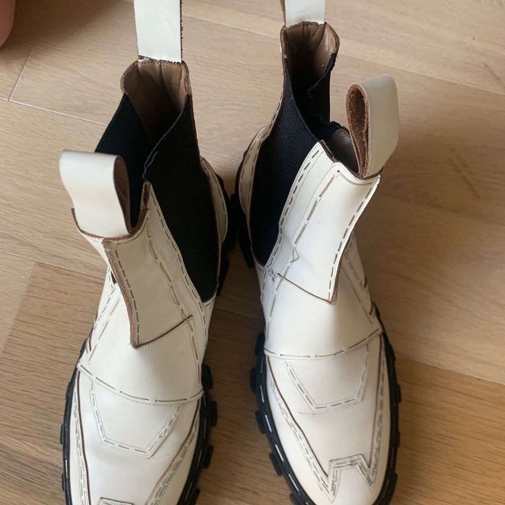 Balenciaga white ankle boots - Picture 3 of 5